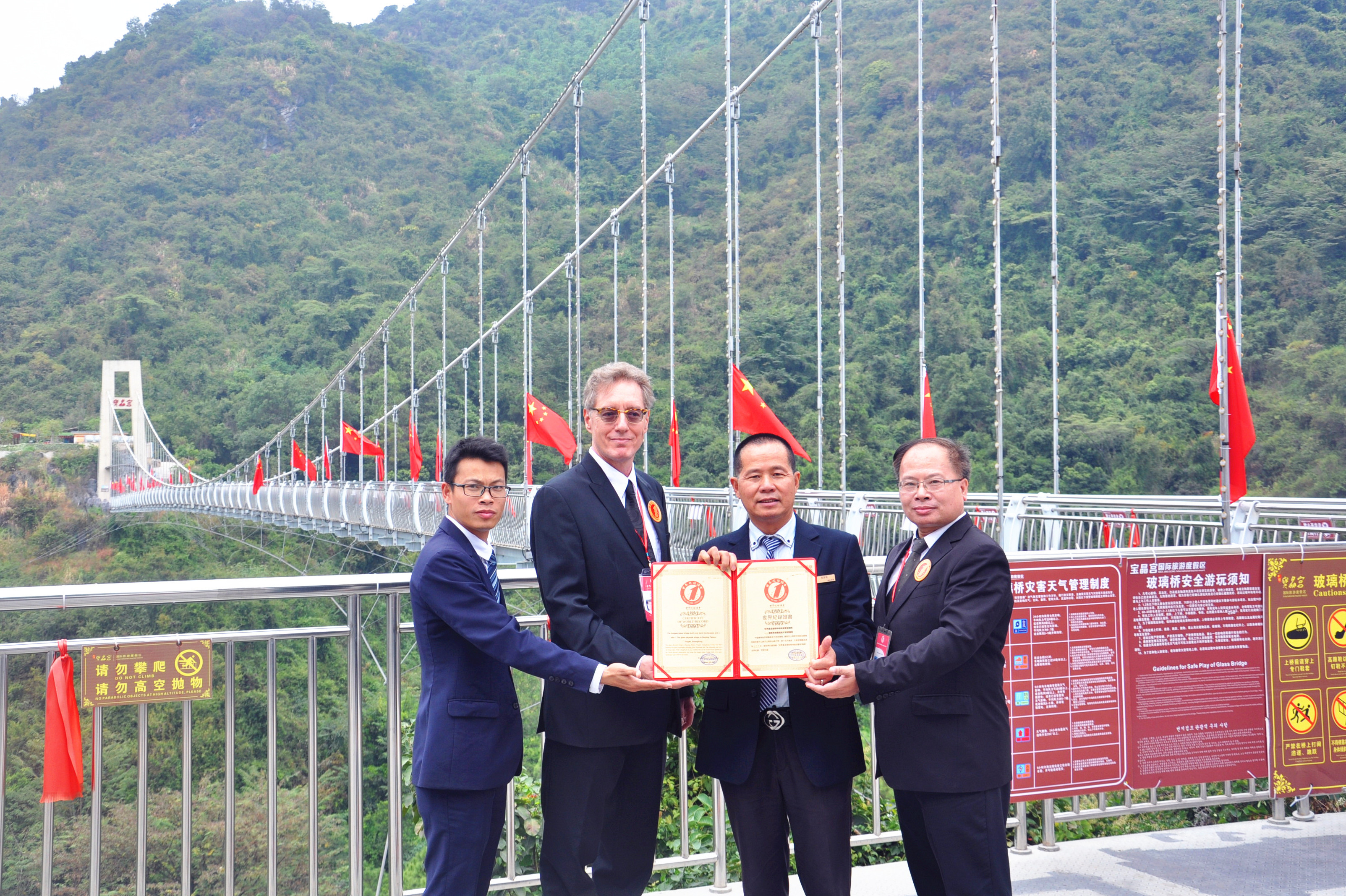 随机Karsa重返赛场，持续失利首场状态出色，加拿大队观众沸腾！